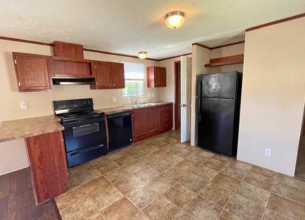 2010  Mobile Home For Sale