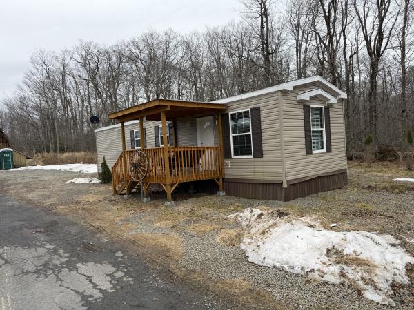 Photo 1 of 2 of home located at 128 Kevin Lane Tobyhanna, PA 18466