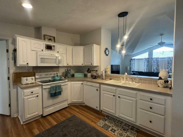 2003 Skyline Manufactured Home