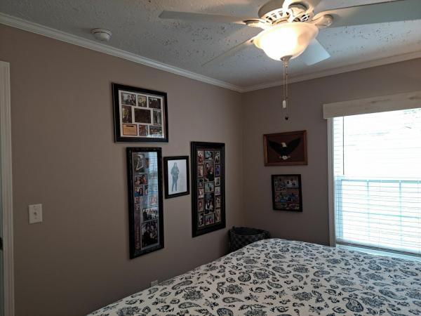 2019 Clayton 57YES16562AH19 Mobile Home