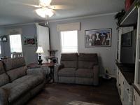 2019 Clayton 57YES16562AH19 Mobile Home