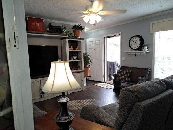 2019 Clayton 57YES16562AH19 Mobile Home