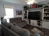 2019 Clayton 57YES16562AH19 Mobile Home