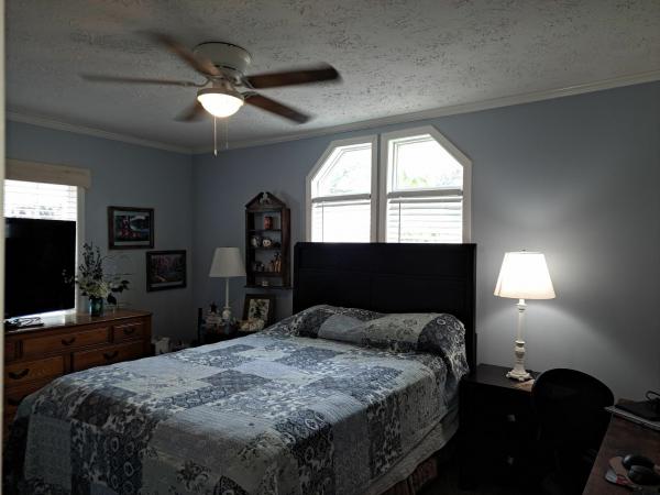 2019 Clayton 57YES16562AH19 Mobile Home