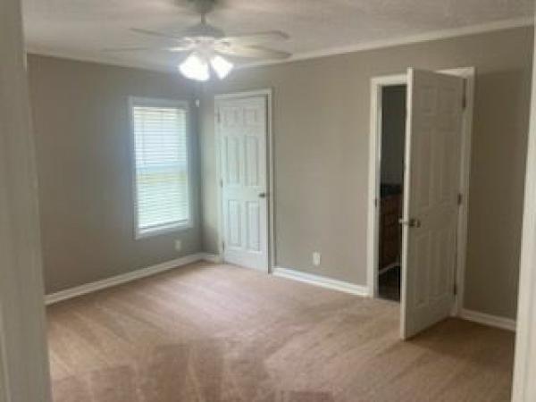 2016 Clayton Homes Inc Yes Mobile Home