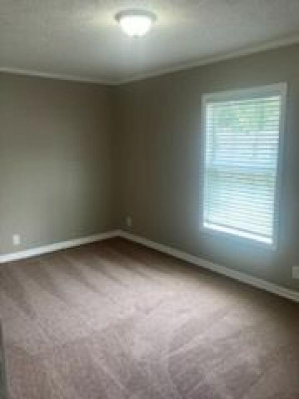 2016 Clayton Homes Inc Yes Mobile Home