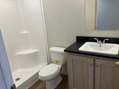 Photo 5 of 11 of home located at 1088 South Park Drive Brookfield, OH 44403