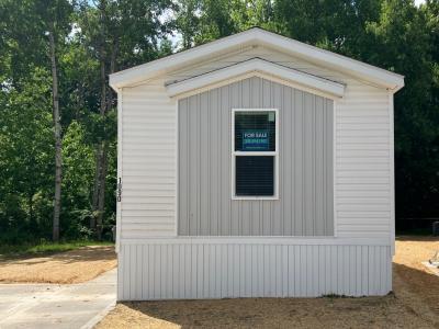 Mobile Home at 1090 South Park Drive Brookfield, OH 44403