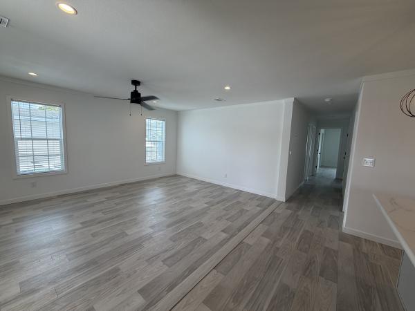 2026 Skyline 2856H32G11 Mobile Home