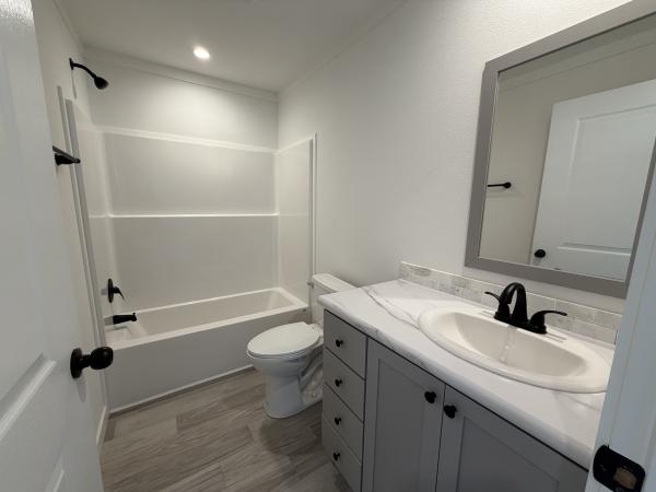 2026 Skyline 2856H32G11 Mobile Home