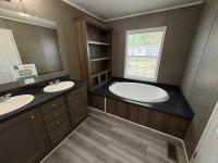 2018 Clayton Homes Inc Yes Mobile Home