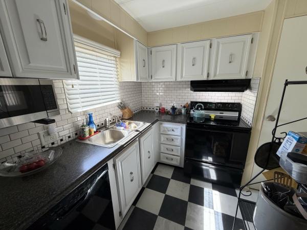 1973 FOURS Single Mobile Home