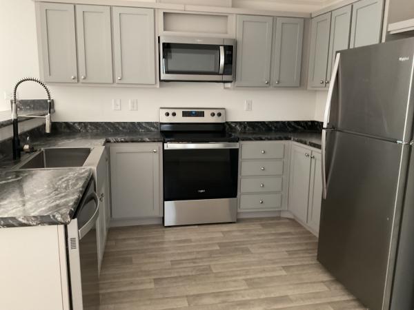 2023 Champion RH2542A Mobile Home