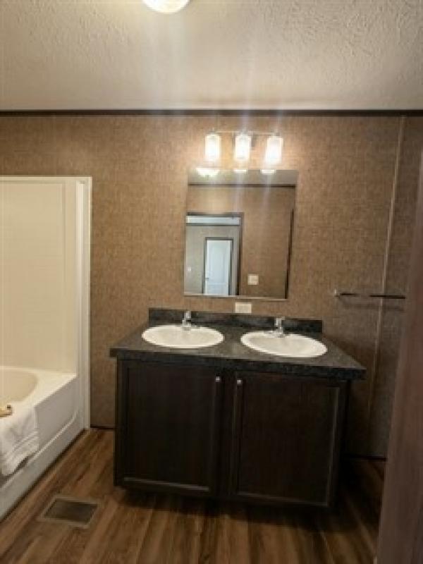2015 Clayton 37F  Home