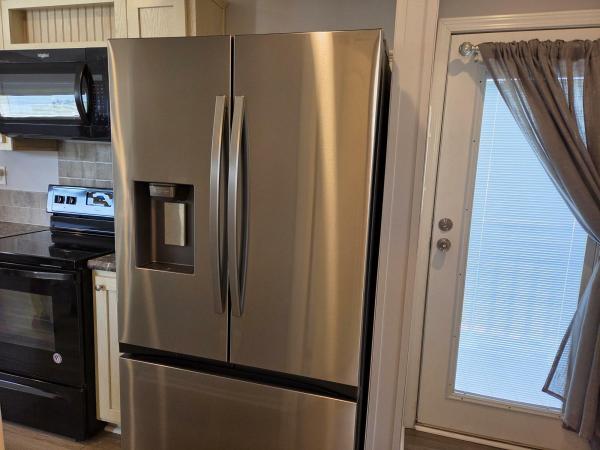 2019 Champion RH1451Z W/PORCH Mobile Home