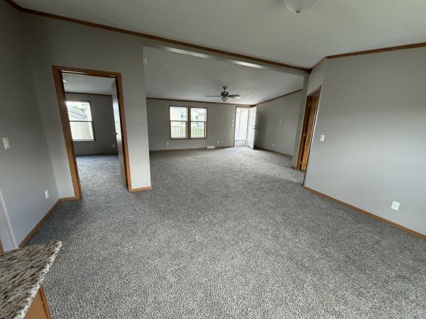 2002 Fleetwood INFL255AB09056B81 Mobile Home