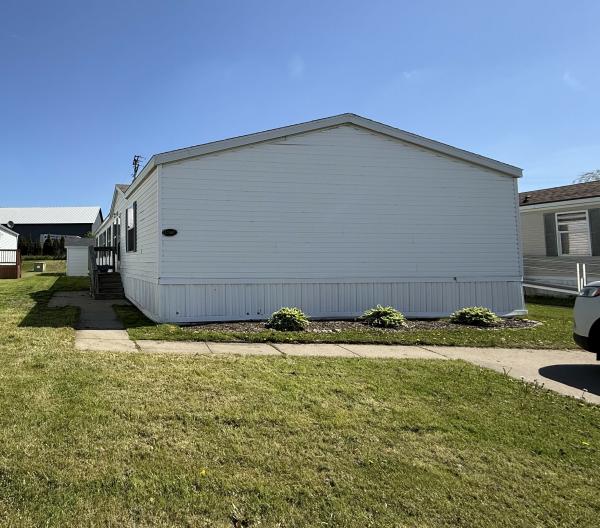 1997 Dutch 9962F Mobile Home
