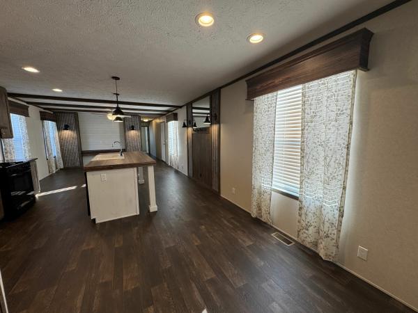 2021 Clayton Homes Inc American Made Mobile Home