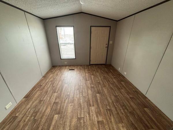 2022 S124411A  Home