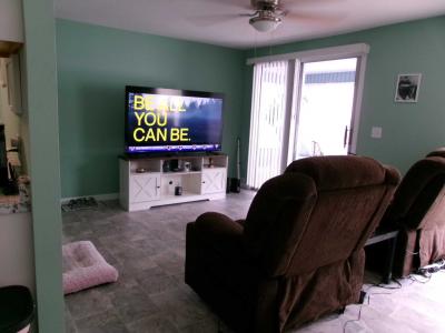 Photo 4 of 12 of home located at 7100 Ulmerton Rd Lot 686 Largo, FL 33771