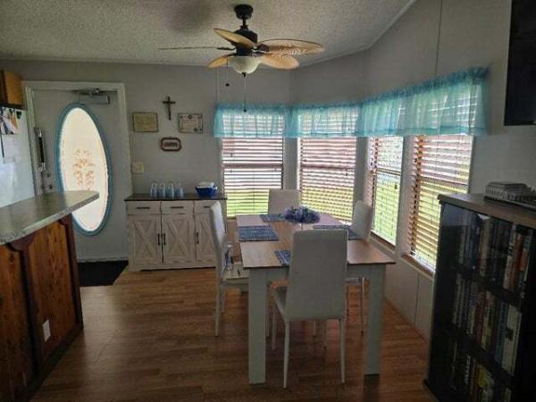 1989 Palm Harbor Manufactured Home