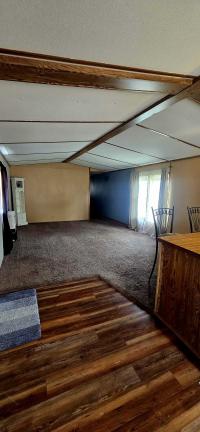1986 Skyline Manufactured Home