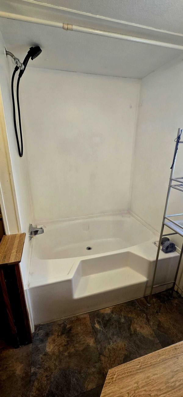 1986 Skyline Manufactured Home
