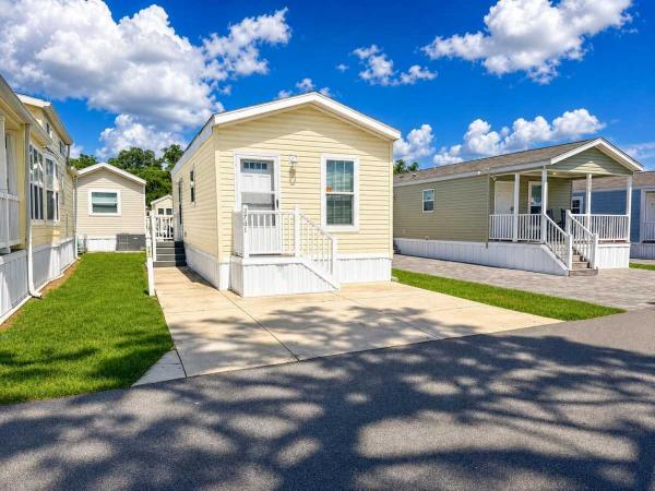 2019  Mobile Home For Sale
