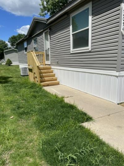 Photo 2 of 13 of home located at 22054 Pillette Pl #375 Romulus, MI 48174