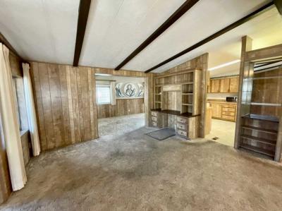 Photo 4 of 31 of home located at 238 Gold Leaf Ln Carson City, NV 89706