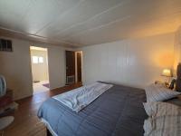 1973 HILLCREST Manufactured Home