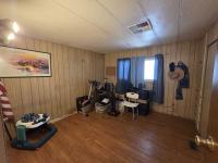 1973 HILLCREST Manufactured Home