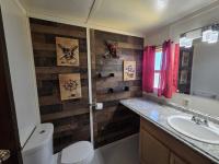 1973 HILLCREST Manufactured Home
