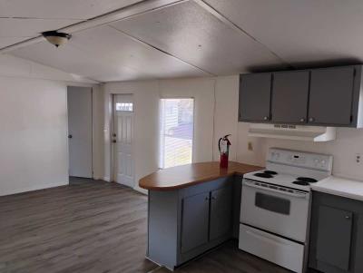 Photo 2 of 10 of home located at 1701 Skipper Rd #141 Tampa, FL 33613