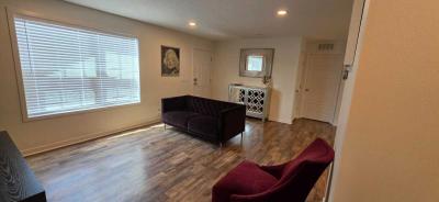 Photo 4 of 20 of home located at 517 5th St Winnetka, IL 60093