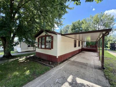 Photo 5 of 19 of home located at 1054 Amber Dr Florence, KY 41042