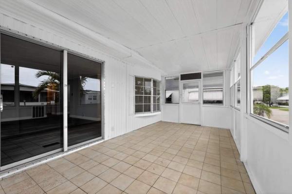 1982 TWIN Manufactured Home