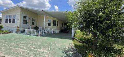 Photo 2 of 19 of home located at 5547 Bonita Road Orlando, FL 32822