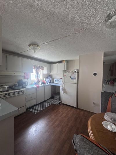 Mobile Home at 17018 Falsworth Macomb, MI 48044