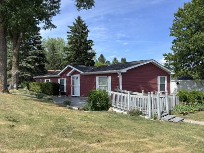 Mobile Home at 140 Highland Dr Highland, MI 48357