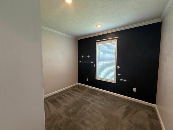 2020 Clayton Homes Inc Yes Mobile Home