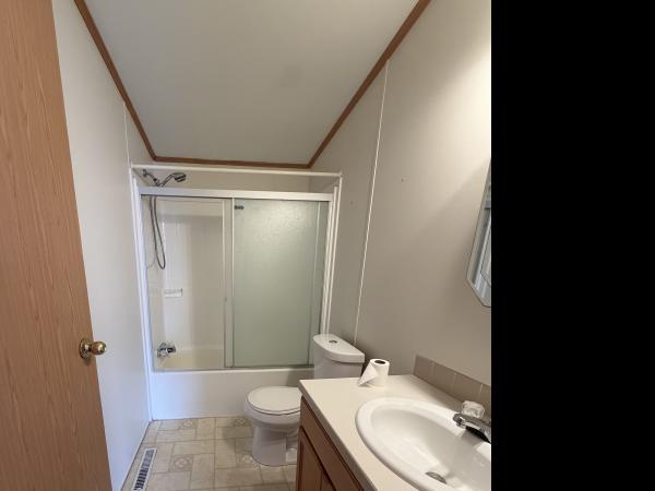 2002 Fall Creek Mobile Home
