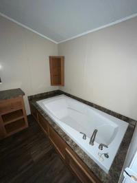 2010 Clayton Homes Inc Decision Maker Mobile Home