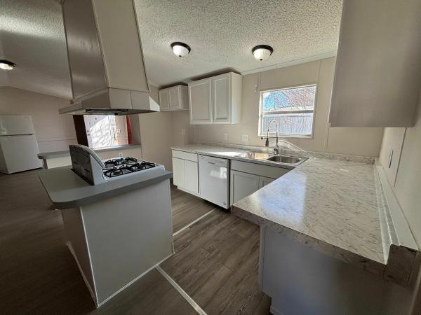 1994 Skyline Homes Meadow Ridge Mobile Home