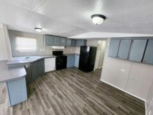 2001 Clayton Homes Inc Sierra Vista Mobile Home