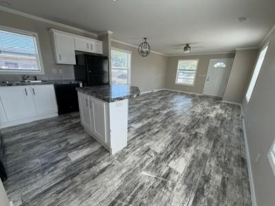 Photo 5 of 17 of home located at 318 SE Parkland Ct. #A15 Ankeny, IA 50021