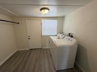 1972 SKYL Single Mobile Home
