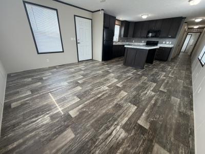 Photo 5 of 25 of home located at 38019 Leverette #500 Clinton Township, MI 48038