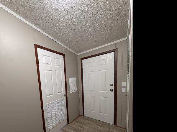 2011 Redman  Home
