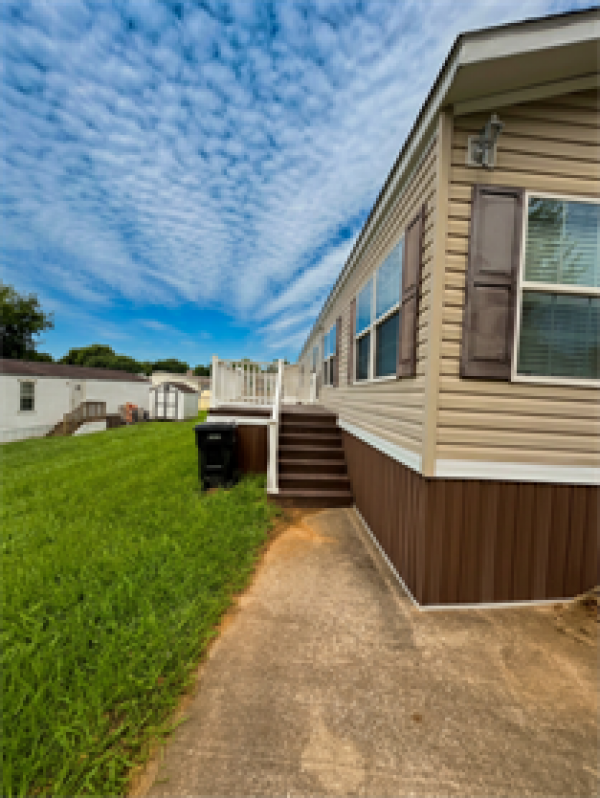 2016 Clayton 37F  Home